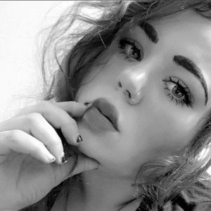 Meet your Posher, Candice